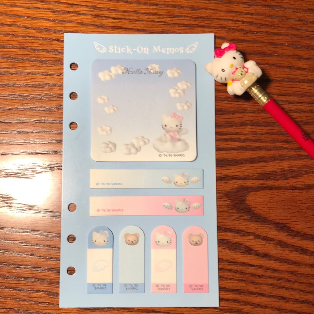 Hello Kitty stick on memos and pencil topper